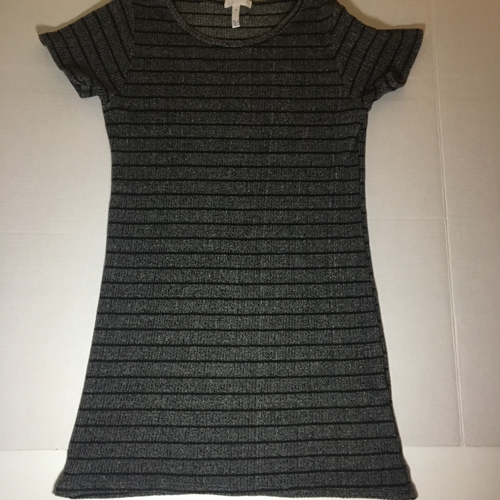 Leith Short Sleeve Stretch Mini Dress Sz M